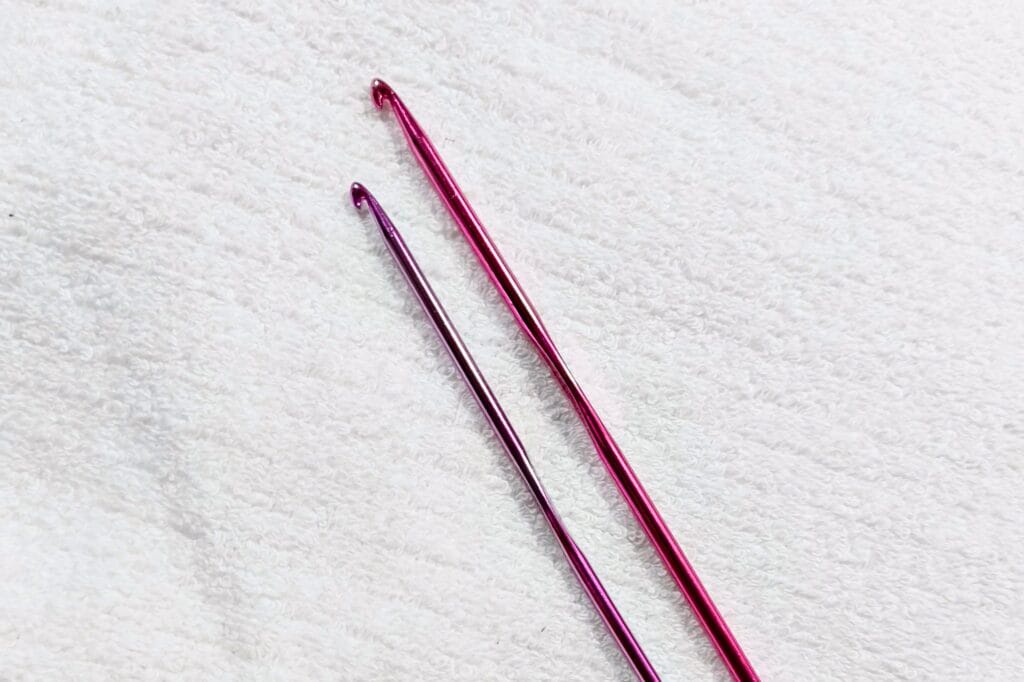 1000073278 Crochet hook for beginners